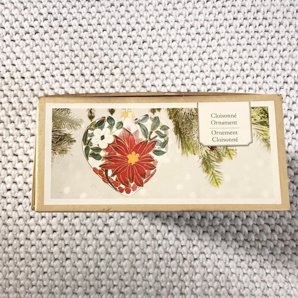 Pier 1 Imports Cloisonne Poinsettia Holiday Christmas Heart Ornament In Box 2019 - Picture 6 of 7